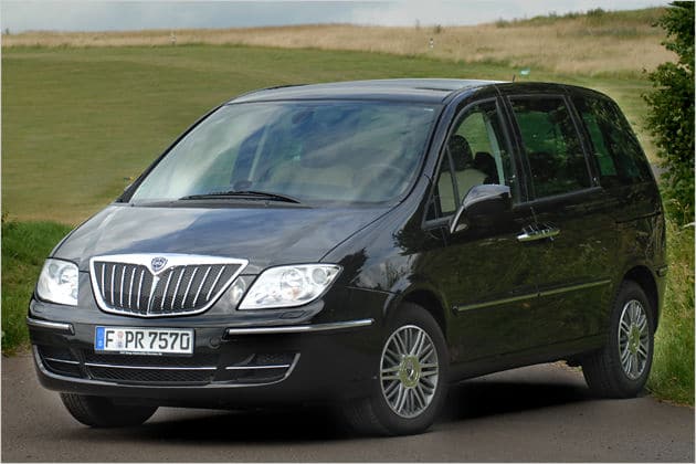 lancia phedra monspace 7 places fiable