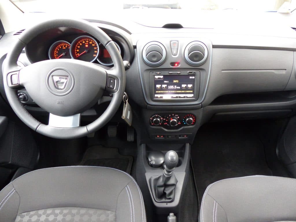 tableau de bord lodgy stepway