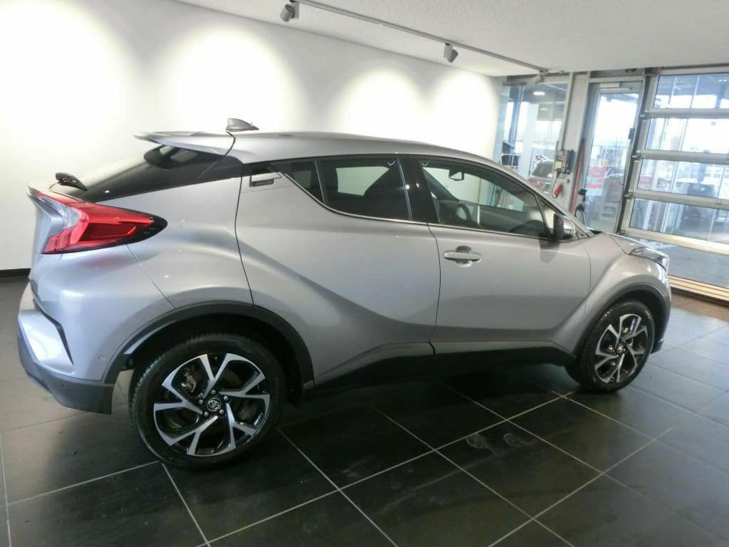 Toyota C-HR de profil