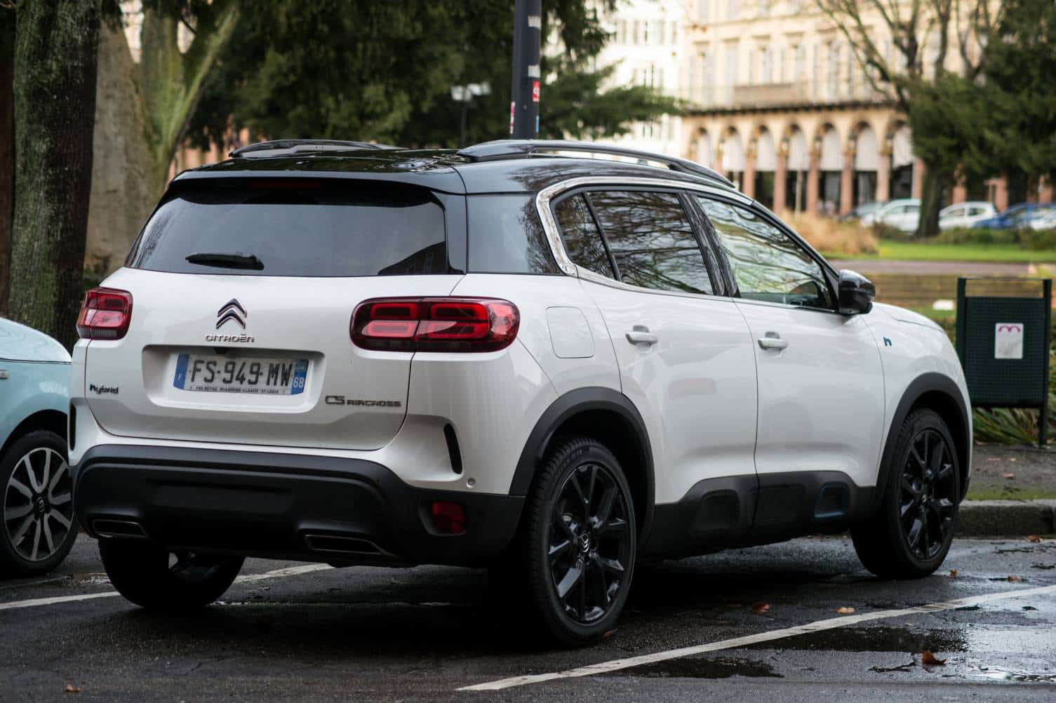 C3 AMI SUV C5 Aircross berline compact électrique hybride kilométrage